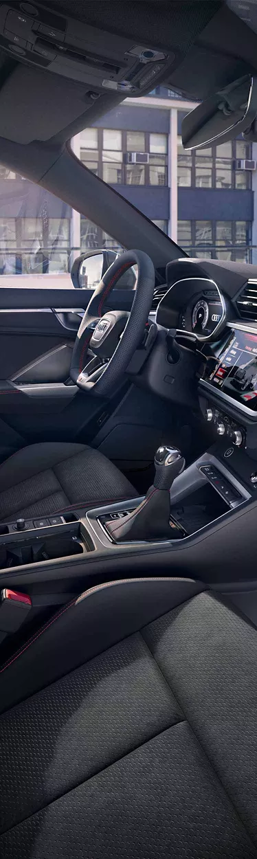 Audi Q3 gallery 2
