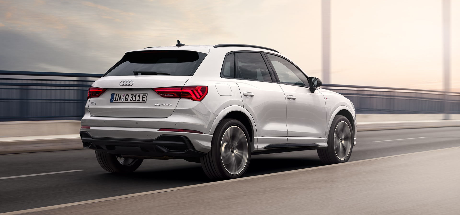 Audi Q3 gallery 11