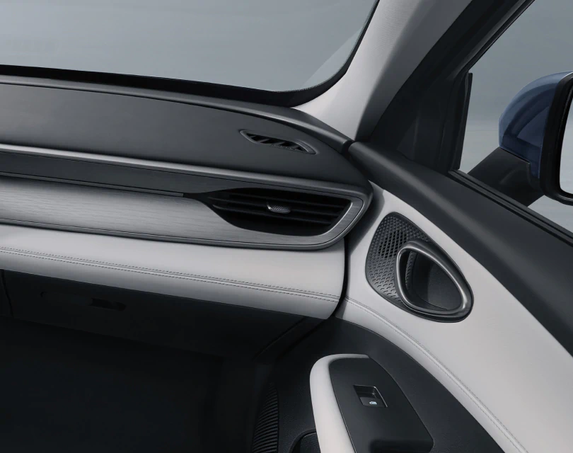 2023 BYD Seal 5 DM-i Plug-in Hybrid — Exterior Design, Charging Port & Battery Specs 11