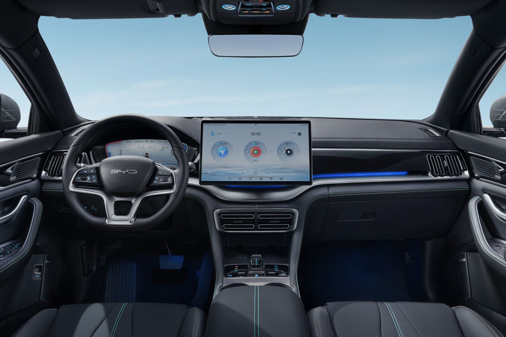 2024 BYD Seal U DM-i Comfort (26.6 kWh) Plug-in Hybrid — Exterior Design, Charging Port & Battery Specs 10