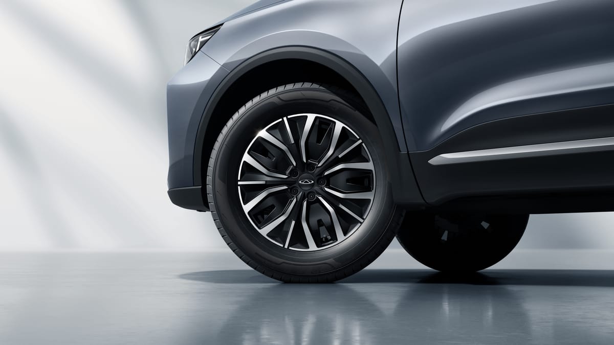 2025 Chery Tiggo 7 Pro PHEV Plug-in Hybrid — Exterior Design, Charging Port & Battery Specs 6