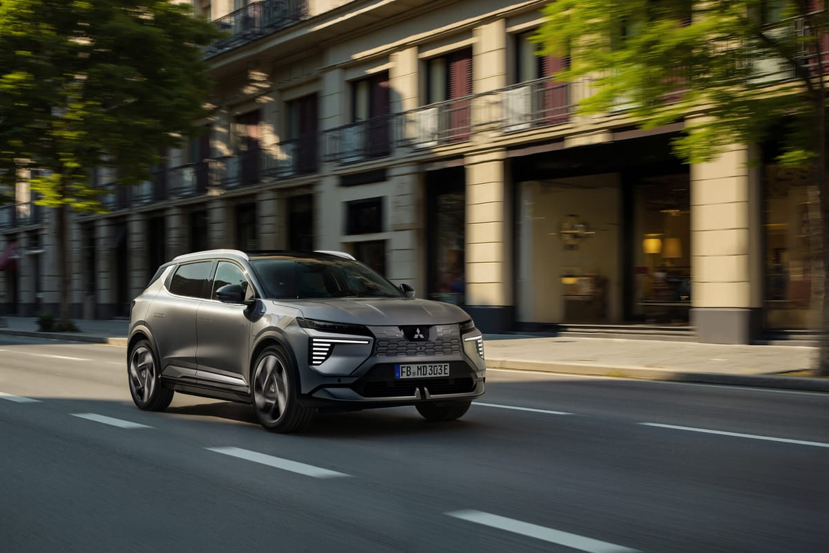Mitsubishi Eclipse Cross PHEV gallery