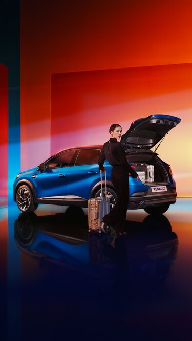 Renault Captur E-TECH gallery 2